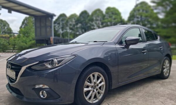  MAZDA 3 1.5L DELUXE
