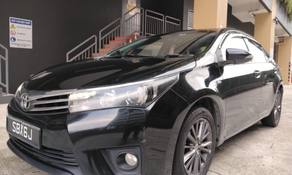 COROLLA ALTIS 1.6