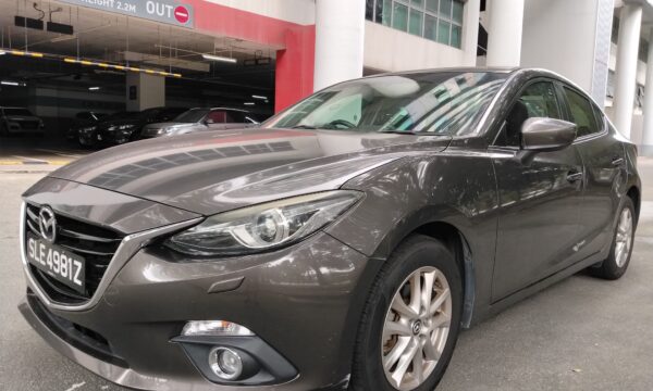 MAZDA 3 1.5L DELUXE