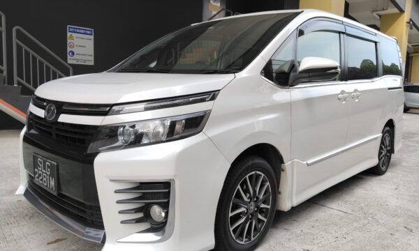VOXY 2.0ZS A