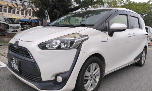 SIENTA HYBRID 1.5X A